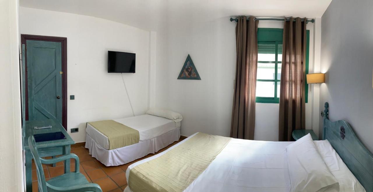 Hotel Almagro Extérieur photo