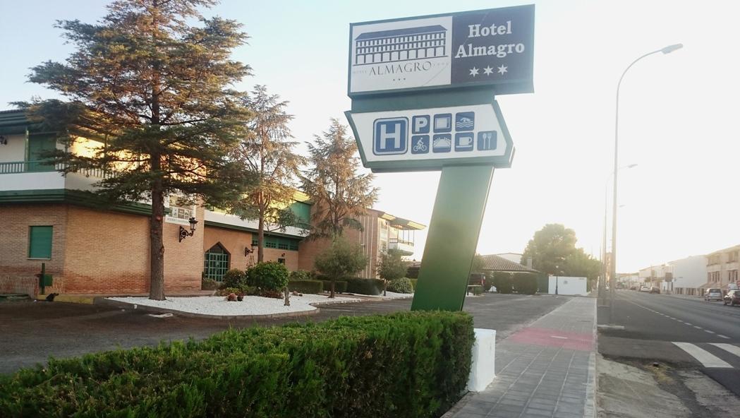 Hotel Almagro Extérieur photo